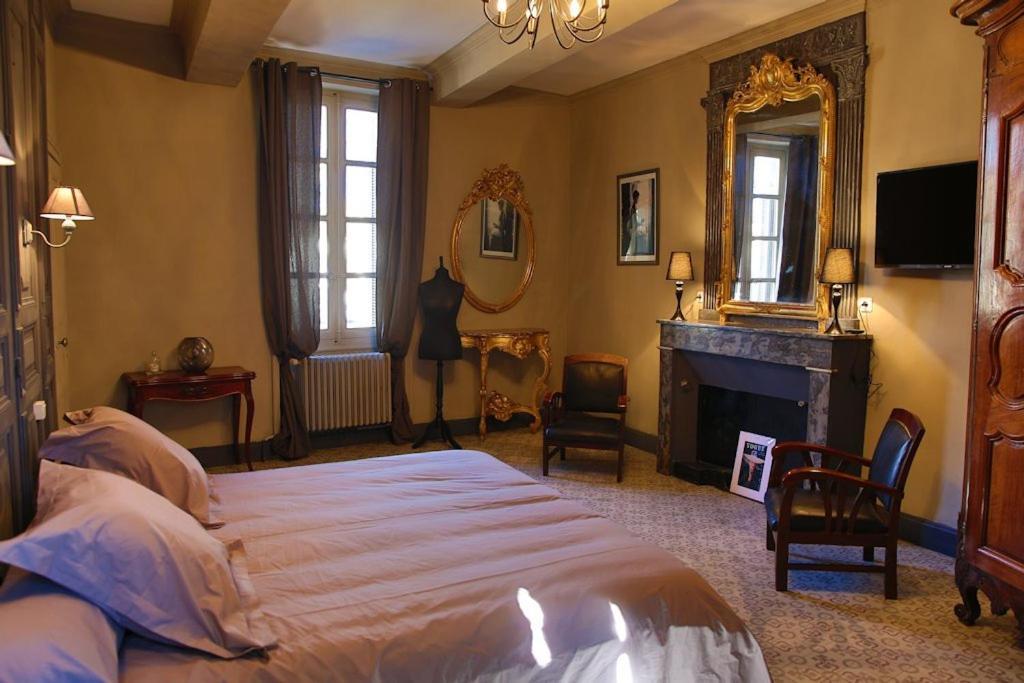 Le 4 Feuilles En.Camargue Hotel Bernis Ngoại thất bức ảnh