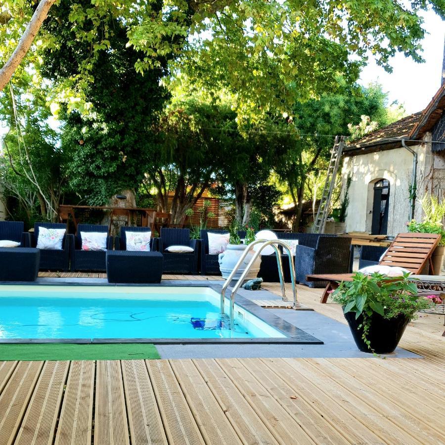 Le 4 Feuilles En.Camargue Hotel Bernis Ngoại thất bức ảnh
